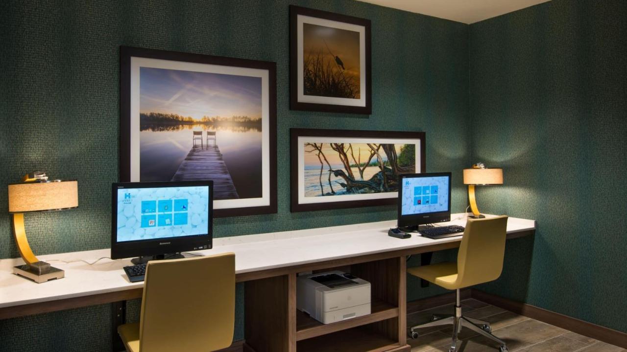 Готель Hyatt House Naples 5Th Avenue Екстер'єр фото