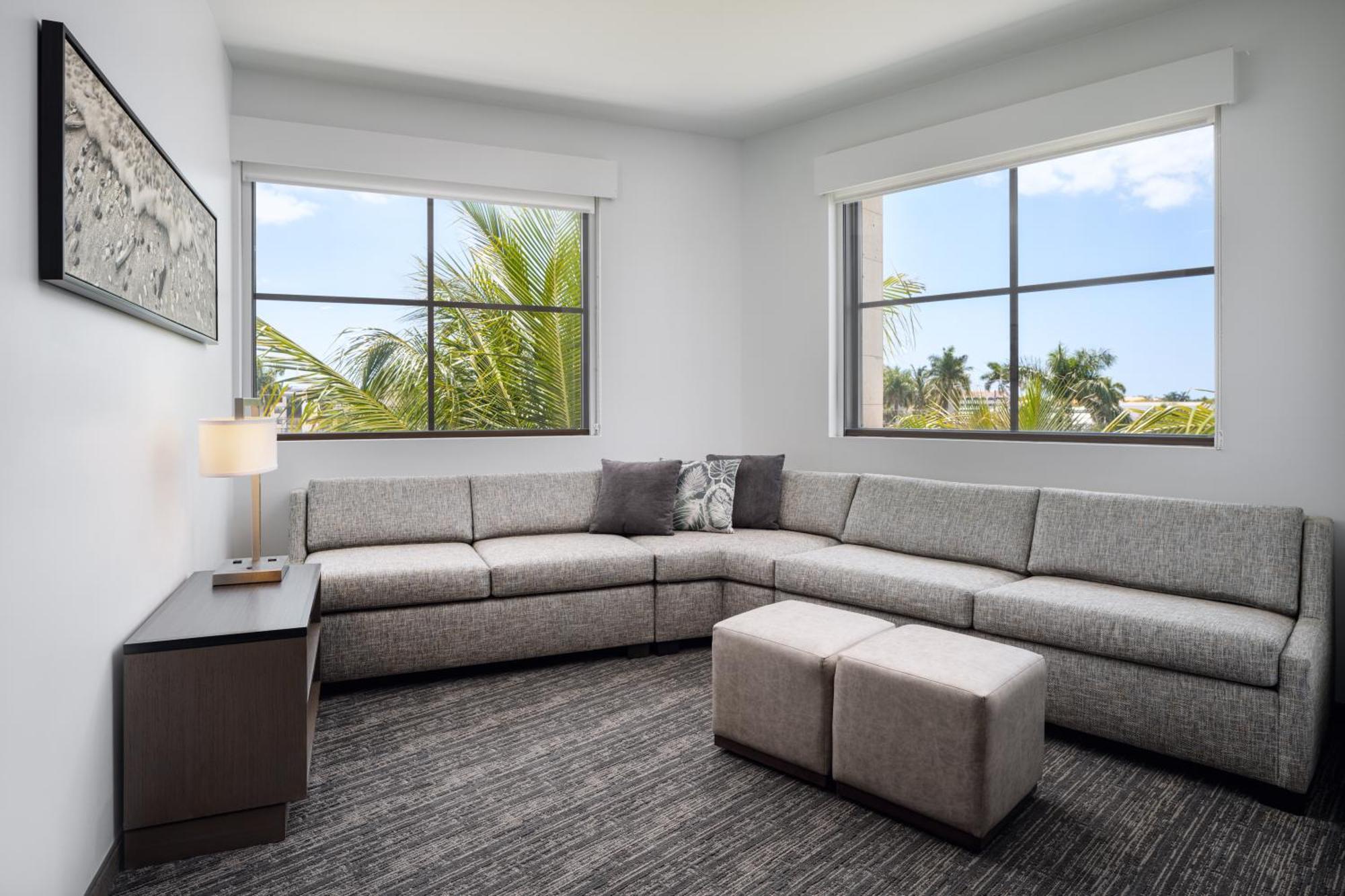 Готель Hyatt House Naples 5Th Avenue Екстер'єр фото