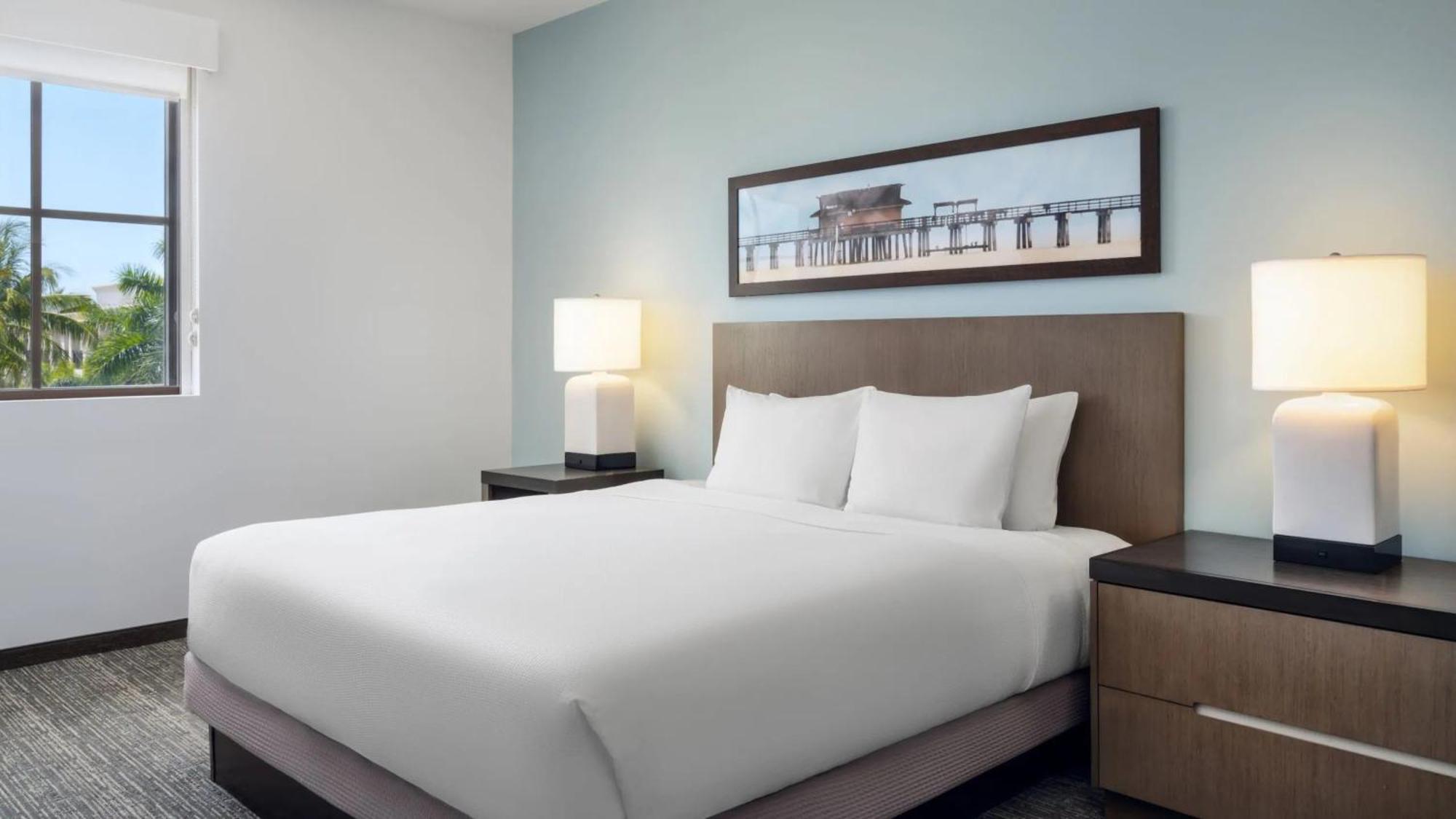 Готель Hyatt House Naples 5Th Avenue Екстер'єр фото